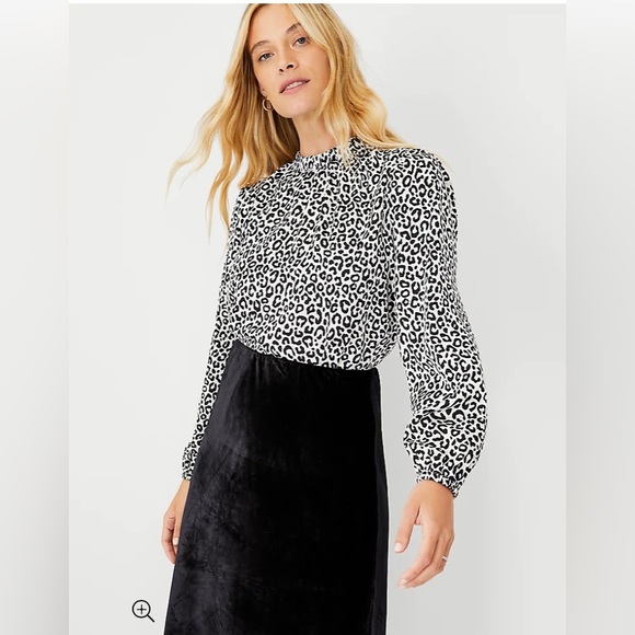 🔆4/$25 Ann Taylor Animal Print Tie-Back Top NWT! - Picture 3 of 12